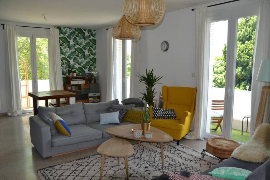 Appartement Lumineux Et Calme Avec Terrasse Avignon Exterior photo